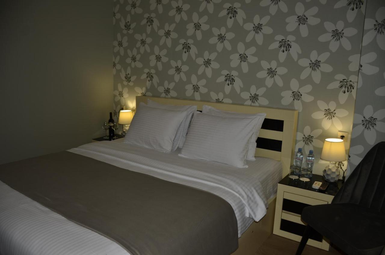 Vere Corner Hotel Tiflis Exterior foto